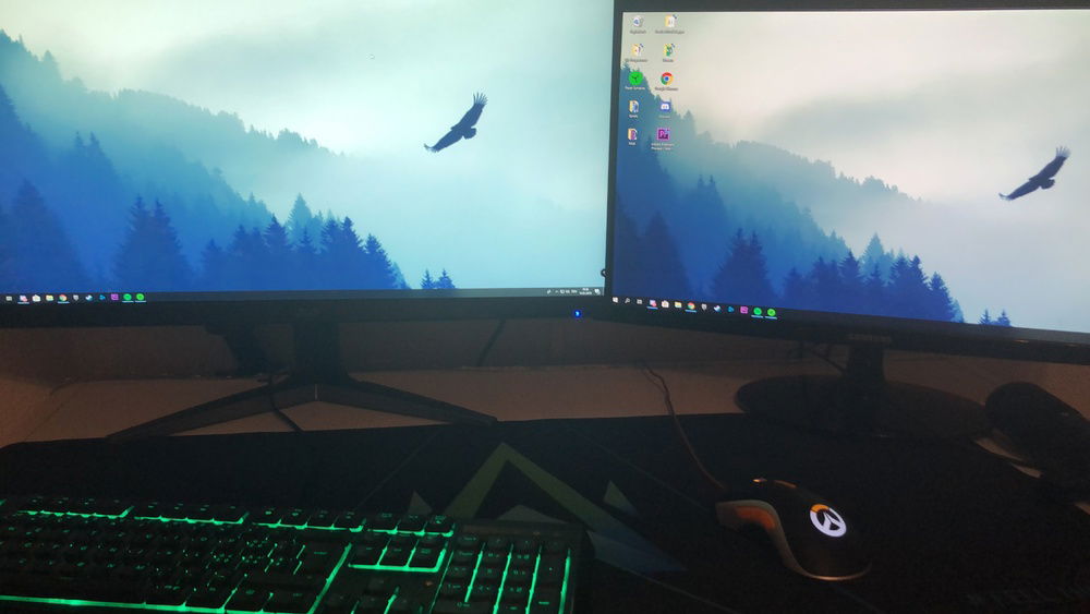 My 2 Monitors