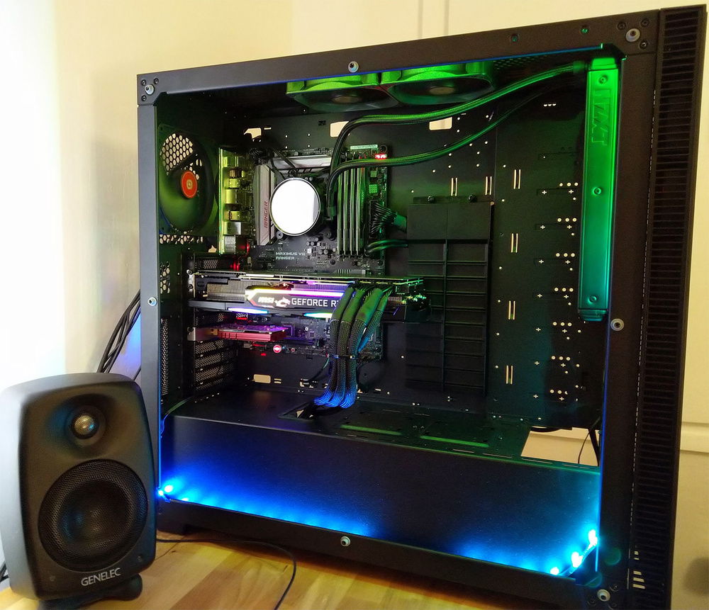 Side panel open. Got the new card. Msi gaming X trio 2080 Ti. As you see, wery much potential. Firist i gonna upgrade the power components and then watercool. Atleast the cpu.