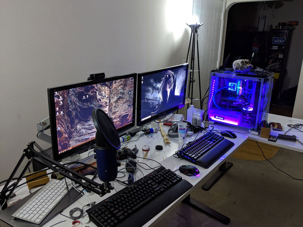 desktop in midst of switch between the old system and the new build.