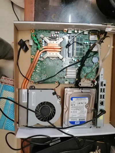 This is my old pc .I tried fixing it too much time and ended up in a cardboard box. still trying to make it work for 1 hour without crashes/
*Never give up*