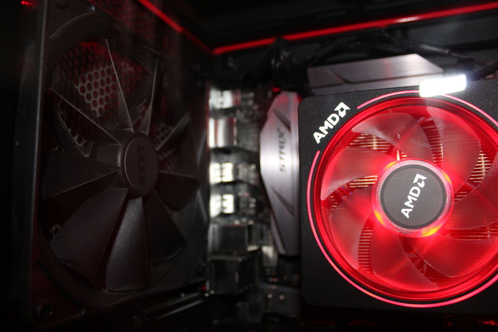 (Flash On) The CPU cooler