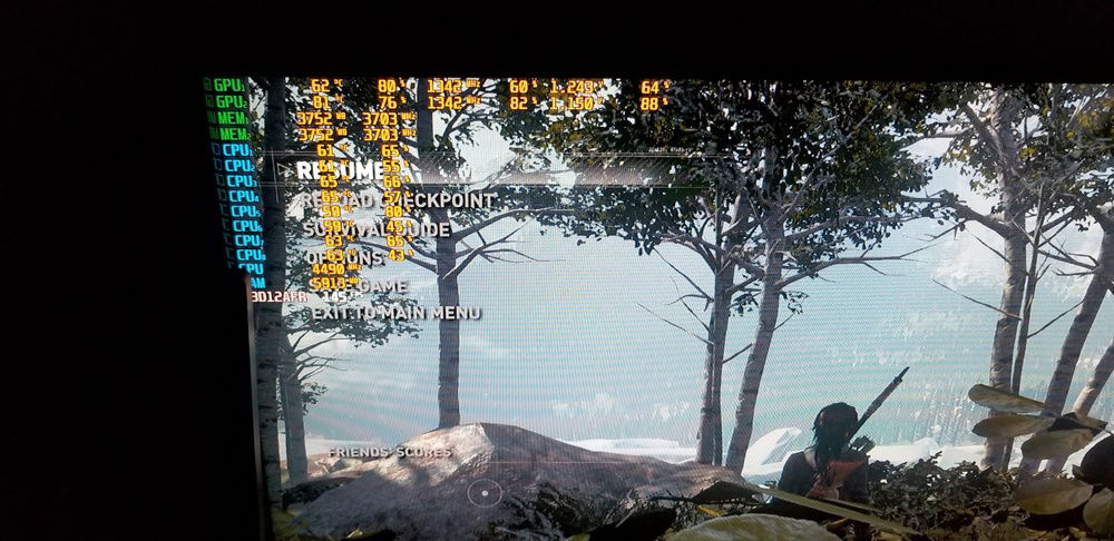 Playing Rise of the Tomb Raider. Side panels and front air filter on.