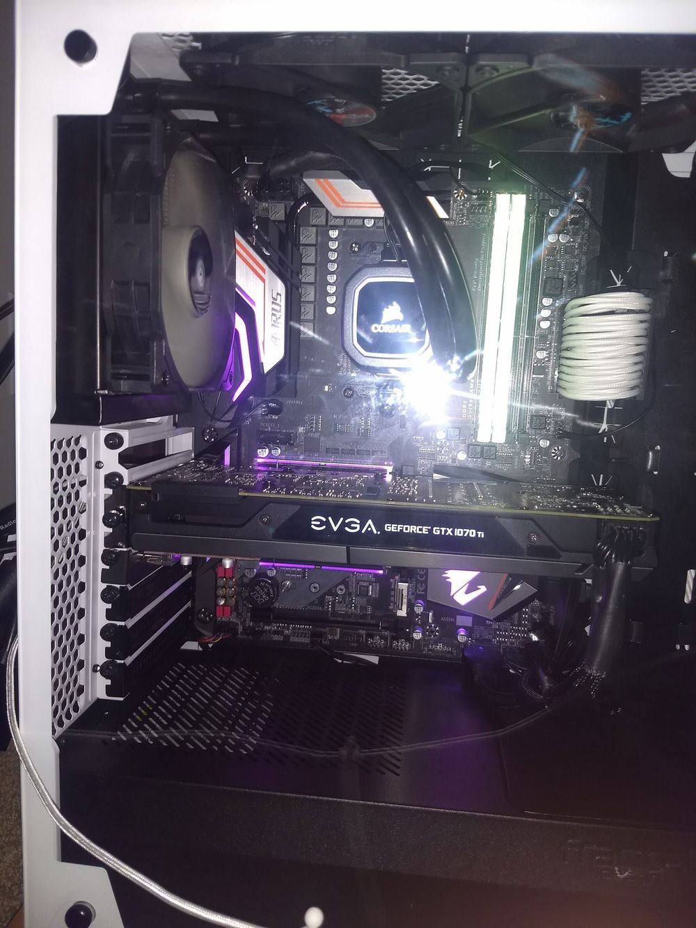quick pic i snapped, gives you a general idea what the new motherboard is about