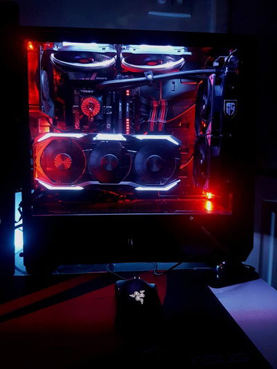 Lian Li pc-o11 Dynamic Gaming Set up » builds.gg