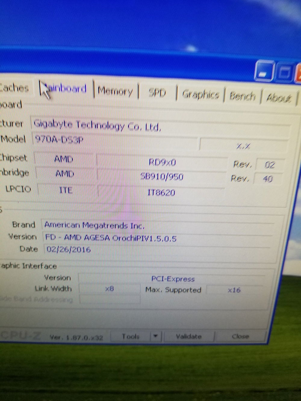 CPUID showing motherboard